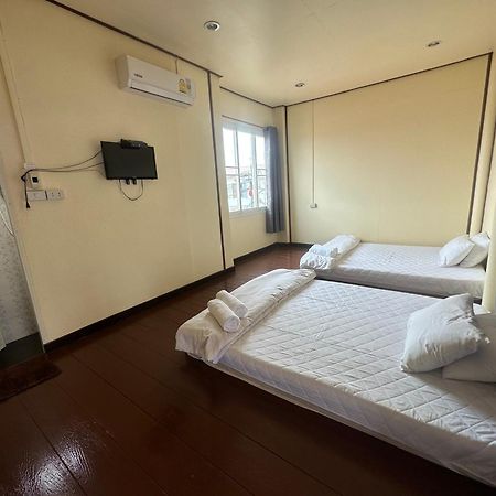 โฮมสเตย์ภูมิใจ เชียงคาน ซอย 17 Loei Exterior photo