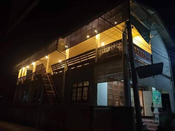 โฮมสเตย์ภูมิใจ เชียงคาน ซอย 17 Loei Exterior photo